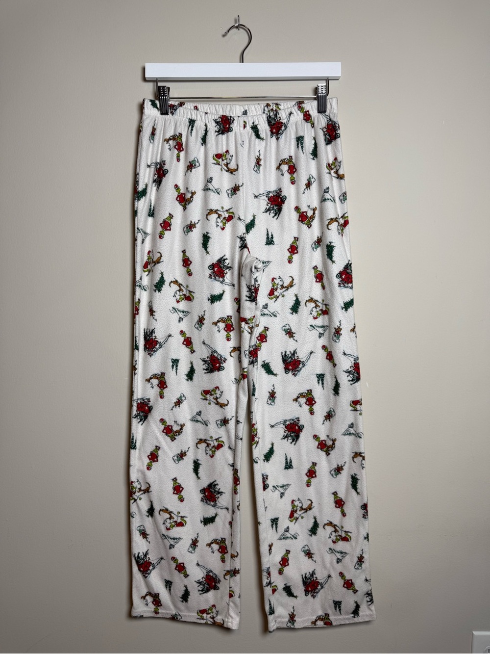 The Grinch Dr. Seuss | Pajama Set Christmas Holiday Sleepwear 2 Pc | Small - Picture 4 of 16